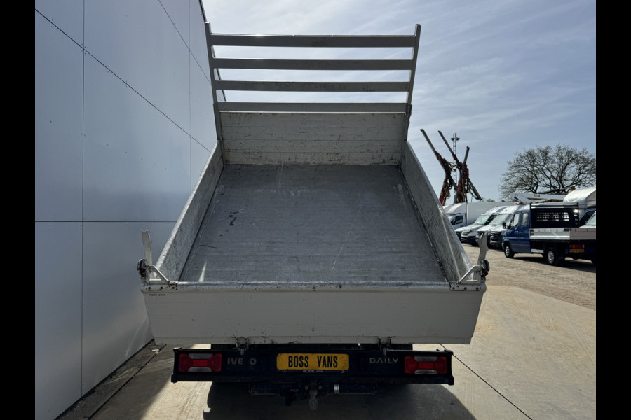Iveco Daily 35C14 2.3 Kipper Dubbele Cabine Dubbellucht 6 Stoelen Airco Cruise Control  3,5t Trekhaak Luchtgeveerde stoel