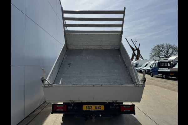 Iveco Daily 35C14 2.3 Kipper Dubbele Cabine Dubbellucht 6 Stoelen Airco Cruise Control  3,5t Trekhaak Luchtgeveerde stoel