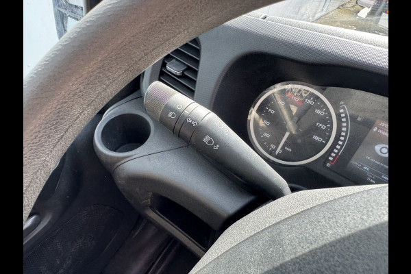 Iveco Daily 35C14 2.3 Kipper Dubbele Cabine Dubbellucht 6 Stoelen Airco Cruise Control  3,5t Trekhaak Luchtgeveerde stoel