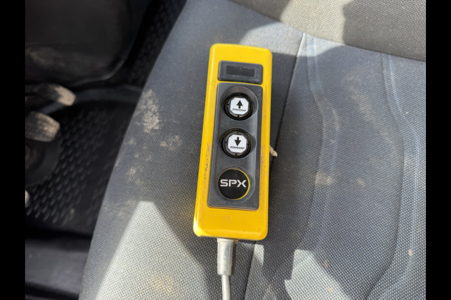 Iveco Daily 35C14 2.3 Kipper Dubbele Cabine Dubbellucht 6 Stoelen Airco Cruise Control  3,5t Trekhaak Luchtgeveerde stoel