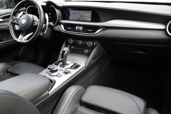 Alfa Romeo Stelvio 2.0 T GME AWD Veloce | Panoramadak | H/K | Leder | Carplay | Facelift