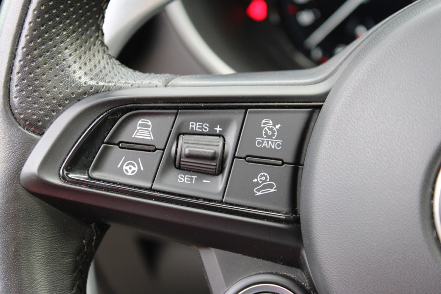 Alfa Romeo Stelvio 2.0 T GME AWD Veloce | Panoramadak | H/K | Leder | Carplay | Facelift