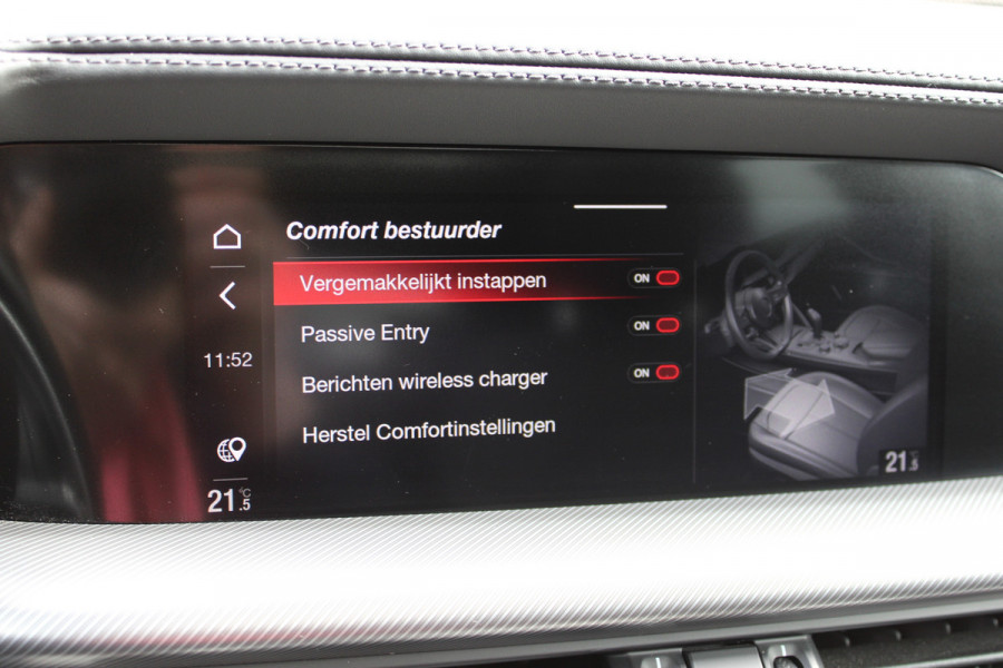 Alfa Romeo Stelvio 2.0 T GME AWD Veloce | Panoramadak | H/K | Leder | Carplay | Facelift