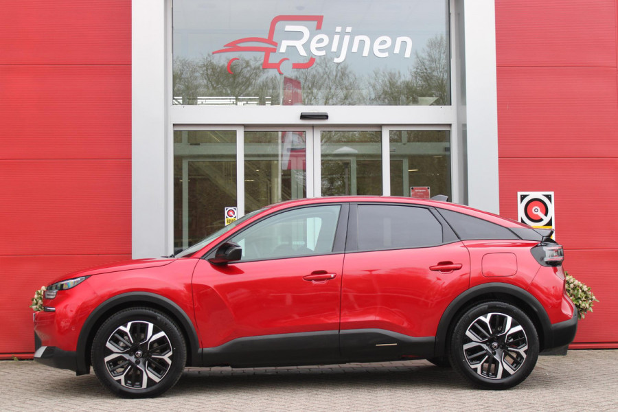 Citroën C4 C4 1.2 HYbrid 145PK MAX | HEAD UP DISPLAY | CAMERA VOOR + ACHTER | NAVIGATIE | DRAADLOZE TELEFOONLADER | FULL LED KOPLAMPEN | DRAADLOZE APPLE CARPLAY/ANDROID AUTO | 18" LICHTMETALEN VELGEN | ADAPTIVE CRUISE CONTROL | CLIMATE CONTROL | LEDEREN BEKLEDING | DAB+ RADIO | KEYLESS ENTRY/START |