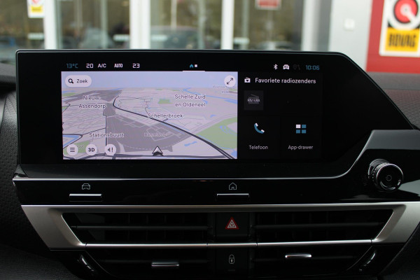 Citroën C4 C4 1.2 HYbrid 145PK MAX | HEAD UP DISPLAY | CAMERA VOOR + ACHTER | NAVIGATIE | DRAADLOZE TELEFOONLADER | FULL LED KOPLAMPEN | DRAADLOZE APPLE CARPLAY/ANDROID AUTO | 18" LICHTMETALEN VELGEN | ADAPTIVE CRUISE CONTROL | CLIMATE CONTROL | LEDEREN BEKLEDING | DAB+ RADIO | KEYLESS ENTRY/START |