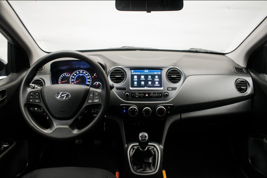 Hyundai i10 1.0i Comfort Luxury NL-auto [ Carplay Cruise Control Parkeersensoren Navigatie DAB+ Airco ]