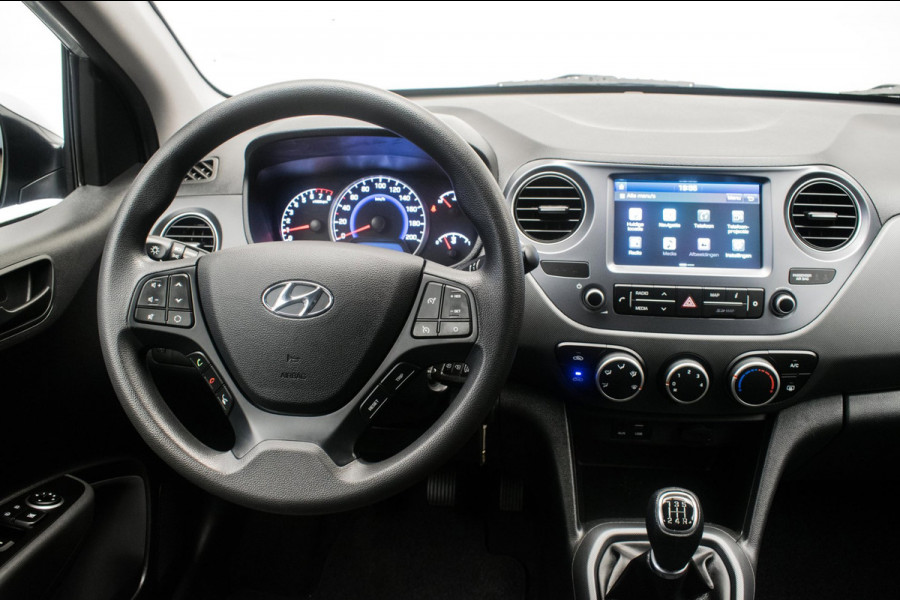 Hyundai i10 1.0i Comfort Luxury NL-auto [ Carplay Cruise Control Parkeersensoren Navigatie DAB+ Airco ]