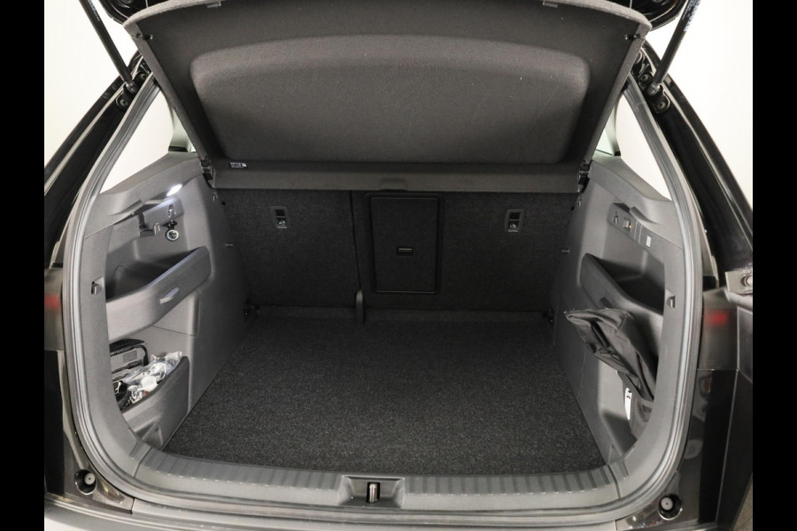 Škoda Elroq 60 Business Edition 204 pk | Trekhaak wegklapbaar | Lichtmetalen velgen 20 inch Vega