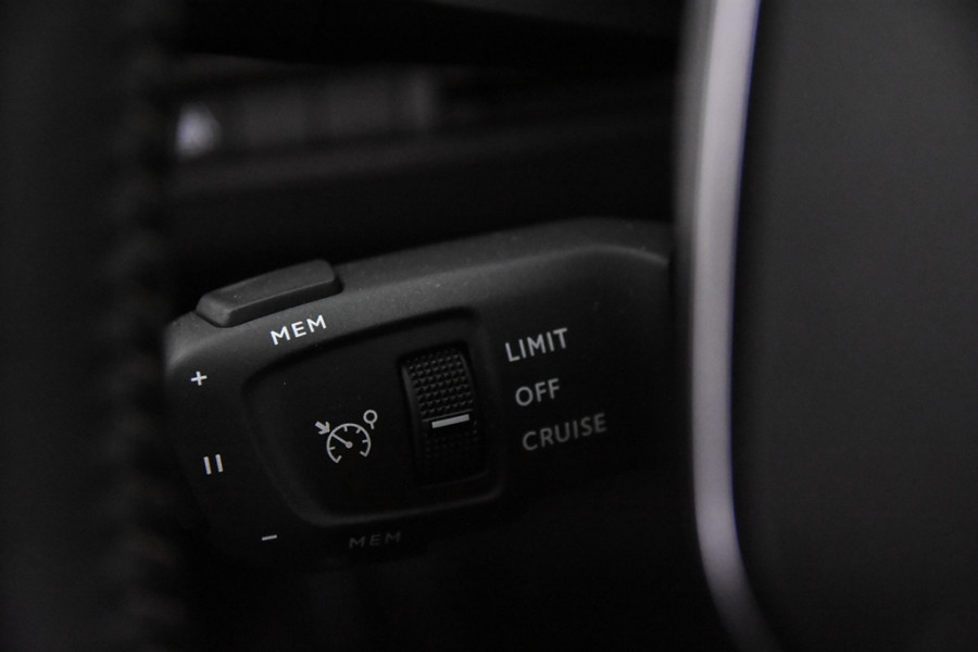 Peugeot 3008 Active 130 *1ste Eigenaar*Navigatie*Camera*Carplay*