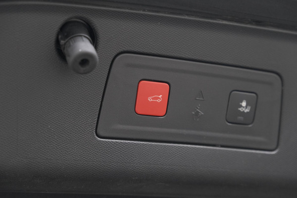 Peugeot 508 SW 1.6 HYbrid Allure | Drive Assist Plus | Elektronische Kofferklep | Camera | Apple Carplay