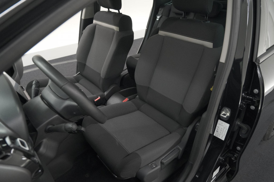 Citroën C3 Aircross PureTech 130 EAT6 Shine | Parkeersensoren | Apple Carplay | Stoelverwarming