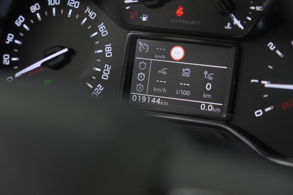 Citroën C3 Aircross PureTech 130 EAT6 Shine | Parkeersensoren | Apple Carplay | Stoelverwarming