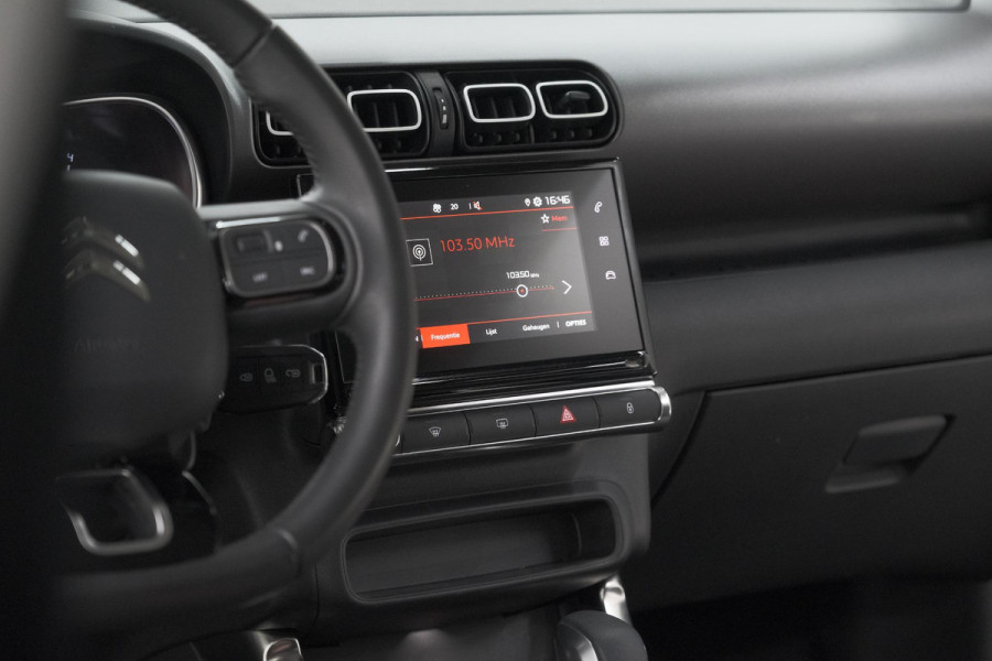 Citroën C3 Aircross PureTech 130 EAT6 Shine | Parkeersensoren | Apple Carplay | Stoelverwarming