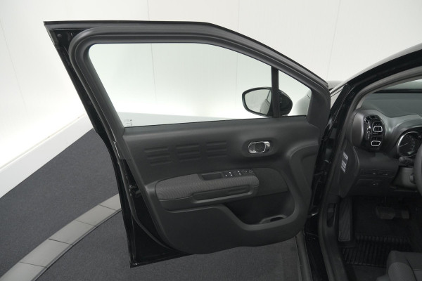 Citroën C3 Aircross PureTech 130 EAT6 Shine | Parkeersensoren | Apple Carplay | Stoelverwarming