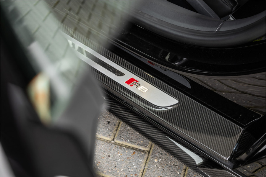 Audi R8 Spyder 5.2 performance quattro - Keramisch | B&O | Carbon | Camera