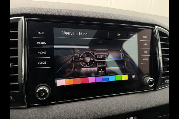 Škoda Karoq 1.5 TSI ACT Style | Pano | Elek. Trekhaak | LED | Carplay | Camera | Navi | PDC