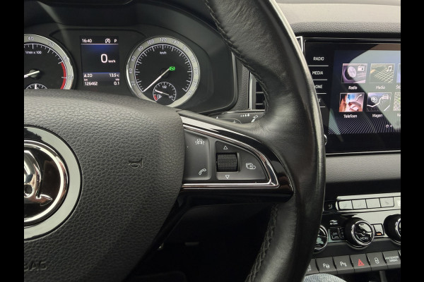 Škoda Karoq 1.5 TSI ACT Style | Pano | Elek. Trekhaak | LED | Carplay | Camera | Navi | PDC