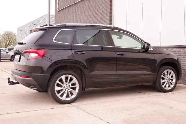 Škoda Karoq 1.5 TSI ACT Style | Pano | Elek. Trekhaak | LED | Carplay | Camera | Navi | PDC