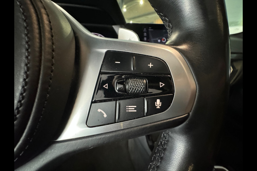 BMW 1-serie M135i xDrive High Executive Pano|Memory|HuD|H/K