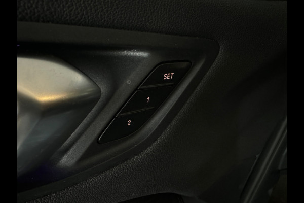 BMW 1-serie M135i xDrive High Executive Pano|Memory|HuD|H/K