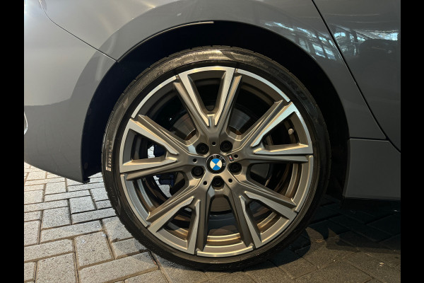 BMW 1-serie M135i xDrive High Executive Pano|Memory|HuD|H/K