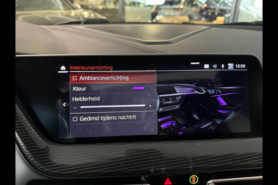 BMW 1-serie M135i xDrive High Executive Pano|Memory|HuD|H/K