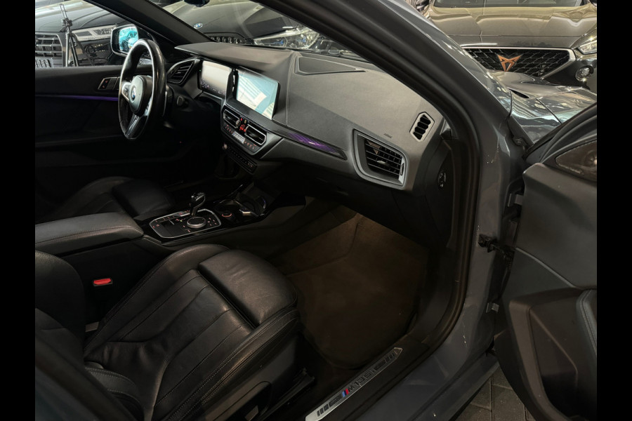 BMW 1-serie M135i xDrive High Executive Pano|Memory|HuD|H/K