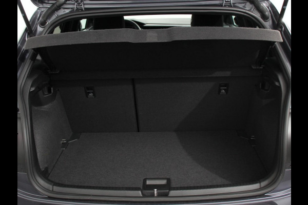 Volkswagen Polo 2.0 TSI 207pk Automaat GTI Navigatie Apple Carplay/Android Auto Led Adaptive Cruise Control Dab Verwarmde voorstoelen