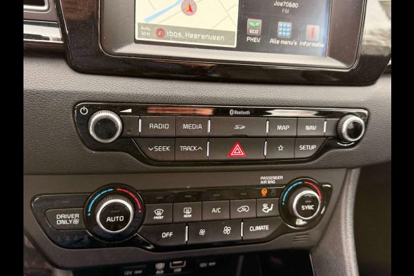 Kia Niro 1.6 GDi PHEV DynamicLine 141pk Trekhaak | Adaptieve Cruise | Stoelverwarming | Achteruitrijcamera | Navigatie
