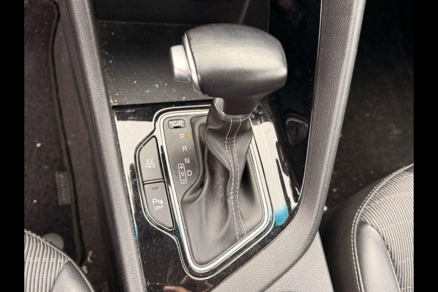 Kia Niro 1.6 GDi PHEV DynamicLine 141pk Trekhaak | Adaptieve Cruise | Stoelverwarming | Achteruitrijcamera | Navigatie