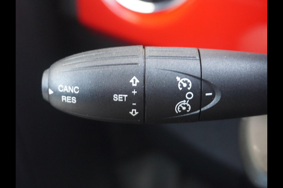 Fiat 500C 1.0 Hybrid RED Cabriolet