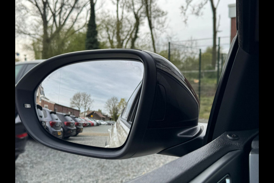 Volkswagen Taigo TSI 110PK DSG R-LINE BUSINESS IQ-LIGHT/CARPLAY/PANORAMADAK