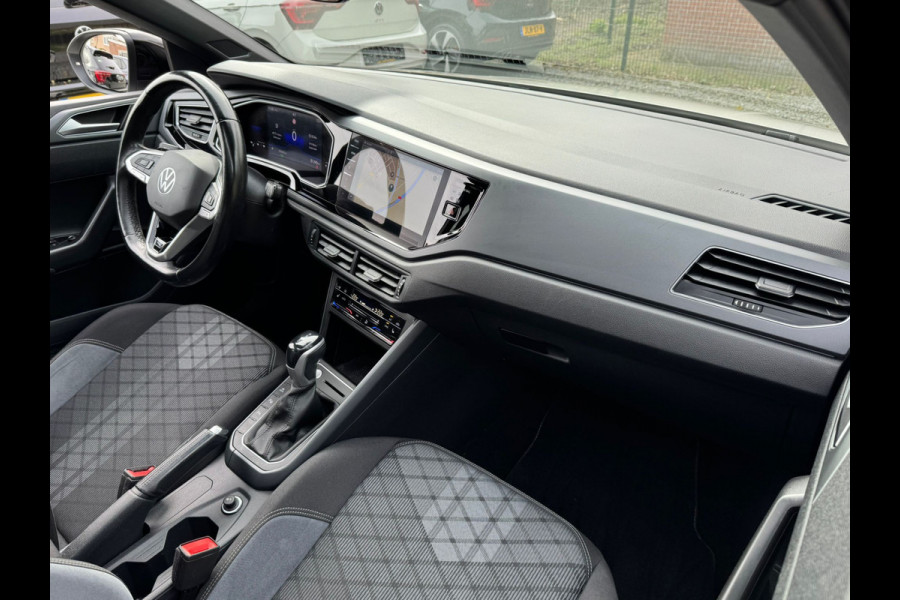 Volkswagen Taigo TSI 110PK DSG R-LINE BUSINESS IQ-LIGHT/CARPLAY/PANORAMADAK