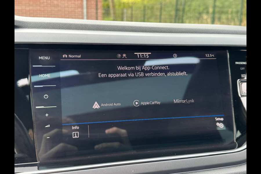 Volkswagen Taigo TSI 110PK DSG R-LINE BUSINESS IQ-LIGHT/CARPLAY/PANORAMADAK