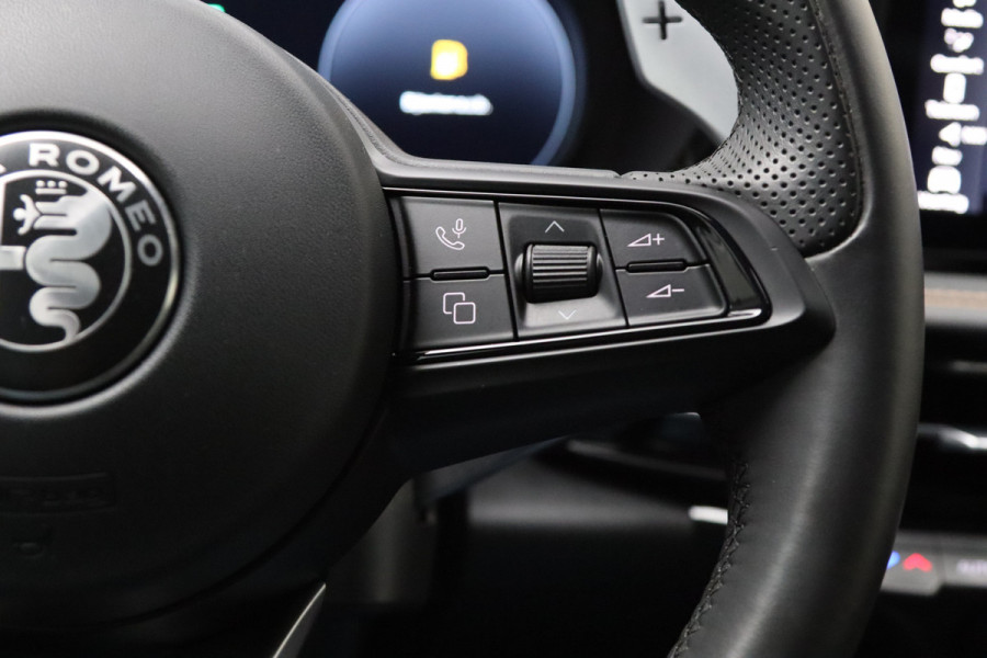 Alfa Romeo Tonale 1.3T PHEV 281 PK Edizione Speciale, Camera, Adap. Cruise Control, Dynamic Suspension