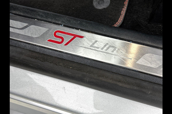 Ford Kuga 2.5 PHEV ST-Line PANORAMADAK | CAMERA | B&O AUDIO | TREKHAAK