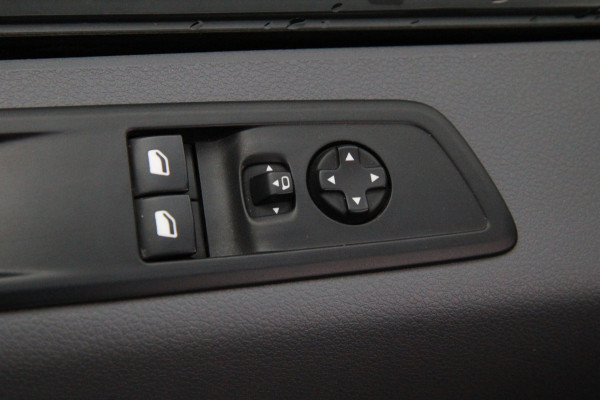 Peugeot Expert 2.0 BlueHDI 145PK Automaat Long Asphalt / Carplay / Camera / adaptieve cruise