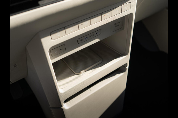 Kia PV5 Passenger Elite Executive 71.2 kWh | Stoel en stuurverwarming | 360 Graden camera |