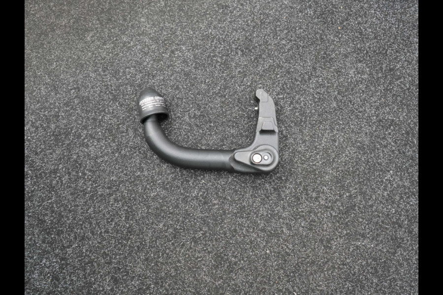 Škoda Karoq 1.5 TSI ACT Sportline 150pk DSG Dealer O.H | Trekhaak Afn. | Panodak | RS Sportstoelen Verwarmd | Adaptive Cruise | Sfeerverlichting | Camera | Apple Carplay | Keyless | Navigatie | DAB | 19" L.M |