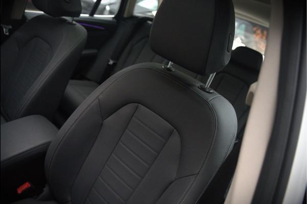 BMW iX3 Executive 80 kWh | Panoramadak | Keyless | Stoelverwarming | Camera | Adaptief Onderstel | Adaptive LED | Elektrische Stoelen | Apple Carplay | Navigatie | Ambiance Verlichting