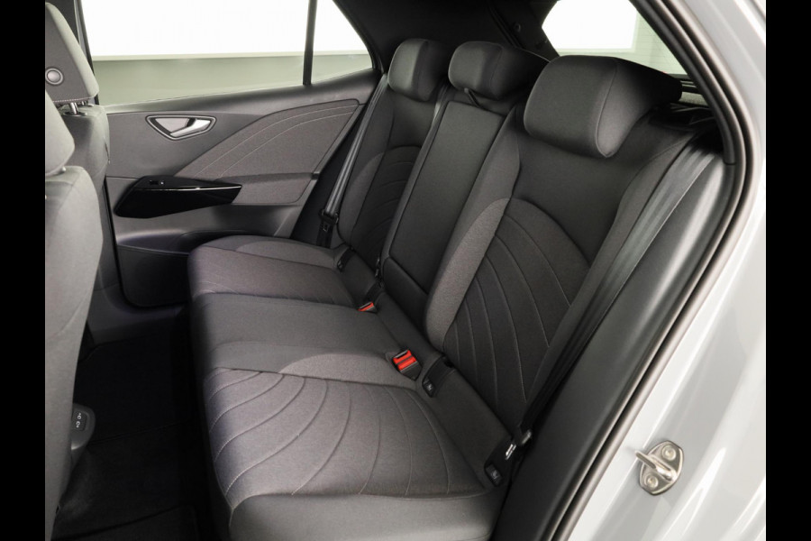 Volkswagen ID.3 Pro Limited Edition 58 kWh accu 204 PK | Velgen 19" | Stoel & Stuurverwarming| Camera|