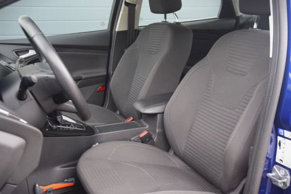 Ford Focus 1.5 Titanium CAMERA/APPLE CARPLAY/VERWARMDE VOORRUIT