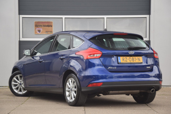 Ford Focus 1.5 Titanium CAMERA/APPLE CARPLAY/VERWARMDE VOORRUIT