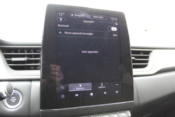 Renault Captur 1.3 TCe 140 Initiale Paris , 1500kg Trekgewicht Climate control , Bluetooth , Navigtie , Camera Cruise control , Parkeersensoren
