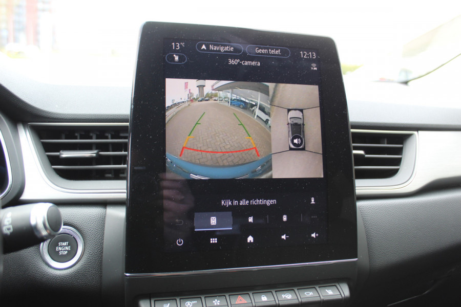 Renault Captur 1.3 TCe 140 Initiale Paris , 1500kg Trekgewicht Climate control , Bluetooth , Navigtie , Camera Cruise control , Parkeersensoren