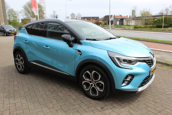 Renault Captur 1.3 TCe 140 Initiale Paris , 1500kg Trekgewicht Climate control , Bluetooth , Navigtie , Camera Cruise control , Parkeersensoren