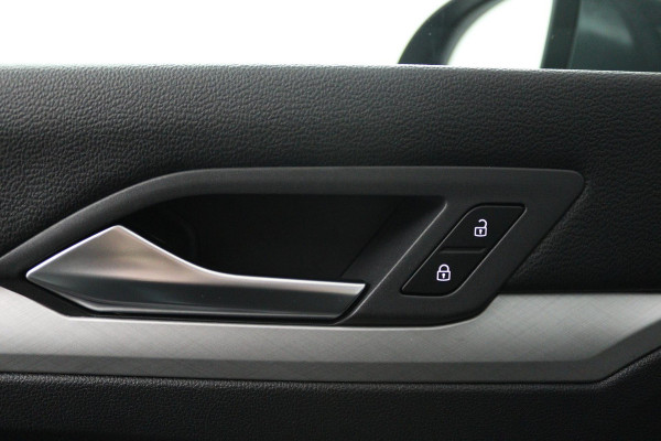 Volkswagen Golf Variant 1.0 eTSI Sport (AUTOMAAT, NAVIGATIE, PARKEERSENSOREN, GOED ONDERHOUDEN)
