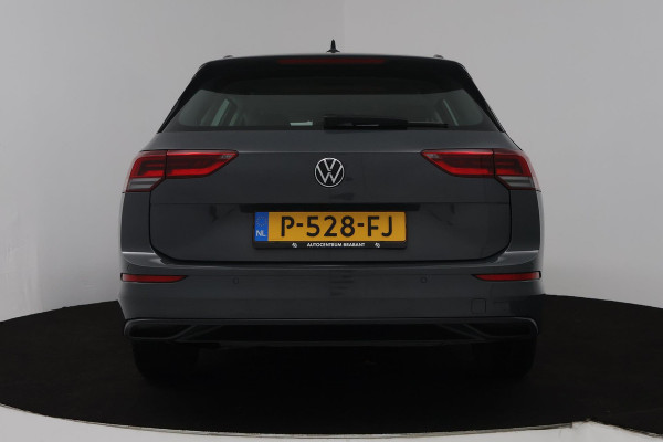 Volkswagen Golf Variant 1.0 eTSI Sport (AUTOMAAT, NAVIGATIE, PARKEERSENSOREN, GOED ONDERHOUDEN)