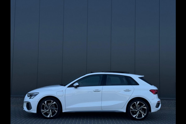 Audi A3 Sportback 40 TFSI e 3x S Line FULL PANO NAVI CAMERA LEDER LED SPORTVELGEN