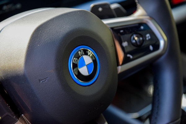 BMW 5 Serie 530e M Sport Edition | Panorama | H&K | Matrix/Led